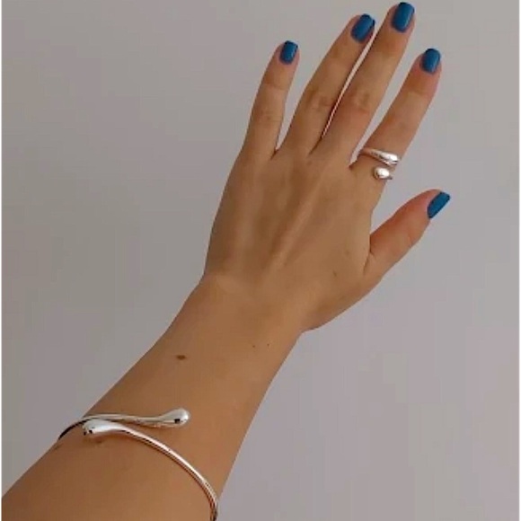 Sterling Silver Tear Drop Geometric Matching Necklace Bracelet Earrings Set - Picture 3 of 15